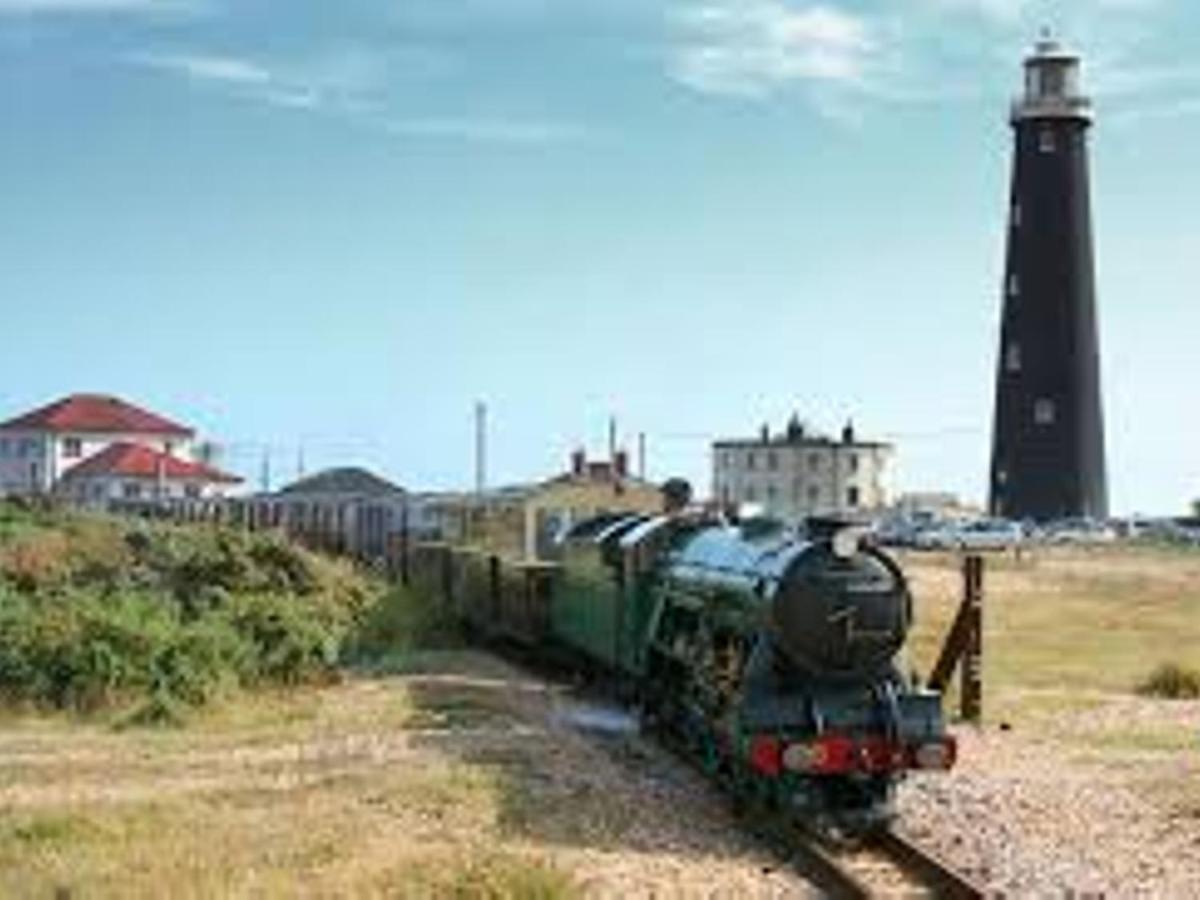 Pass The Keys Fabulous Beach Front Holiday Location Lydd Luaran gambar