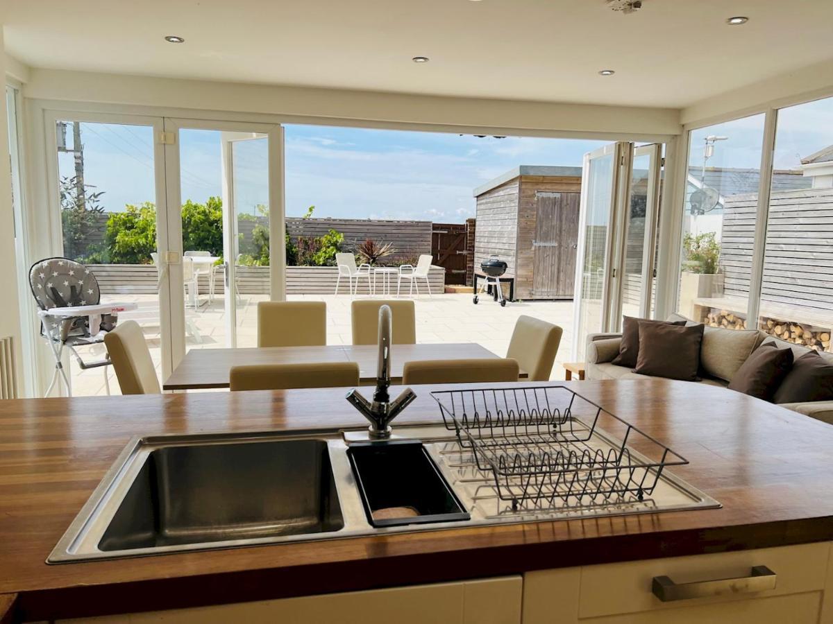 Pass The Keys Fabulous Beach Front Holiday Location Lydd Luaran gambar